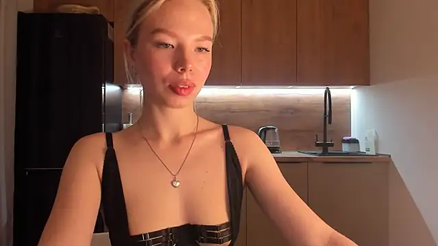 Olivia Bells online show from 03.12.25