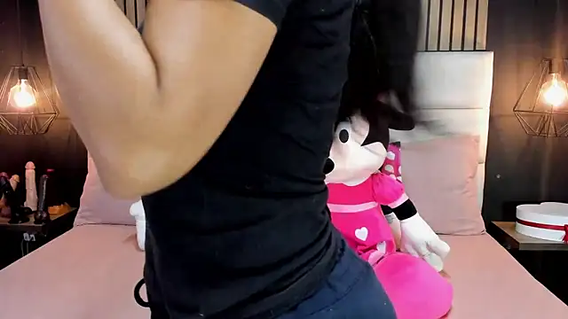 NiicolleMiller online show from 02.24.25