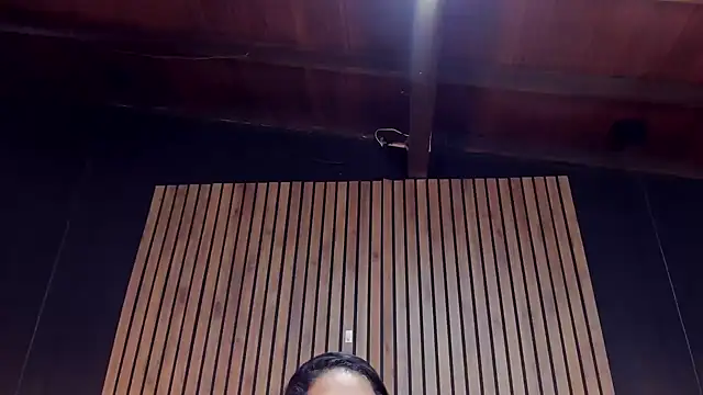 NiicolleMiller online show from 10.05.25