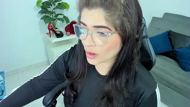 BellaFlaming online show from 03.20.25