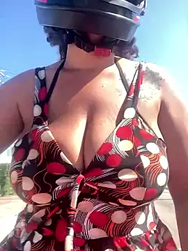 -Marivalda- online show from 09.29.25