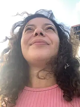 -Marivalda- online show from 10.24.25