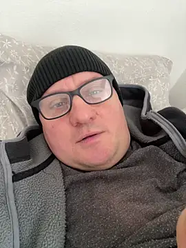 vanjbi45 online show from 02.13.25