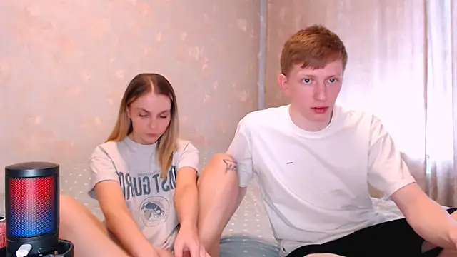 juliaanddima online show from 04.16.26