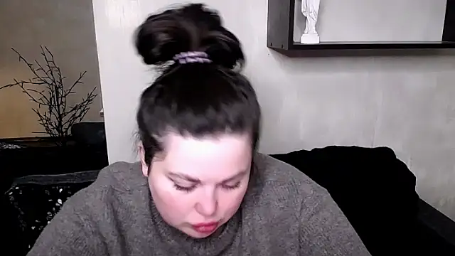 Snapshot of Emily_Mo chatting on 11.09.25 Emily Mo online show from 11.09.25