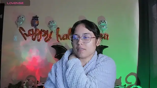 shantalc3rezo online show from 10.21.25