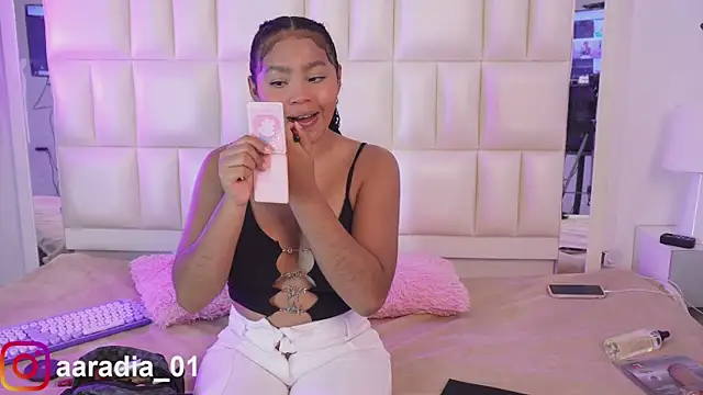 Anais aradia online show from 02.05.26