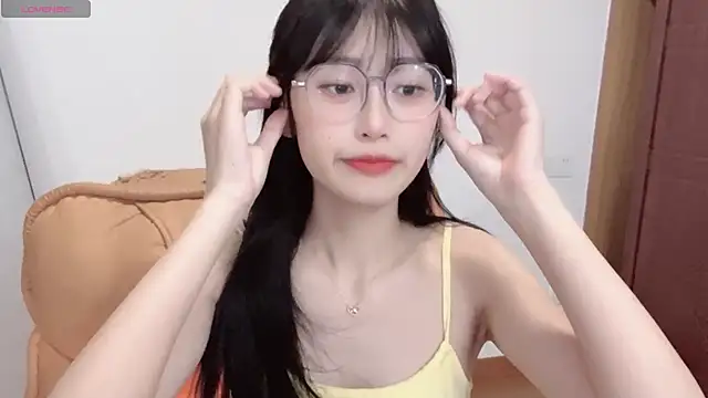 4uoki online show from 10.12.25