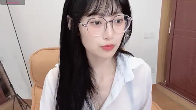 4uoki online show from 10.18.25