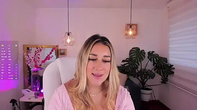 Snapshot of dina_ride chatting on 09.12.25 dina ride online show from 09.12.25