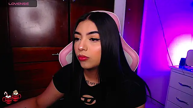 eva six online show from 12.27.24