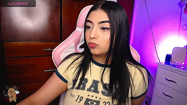 eva six online show from 12.30.24