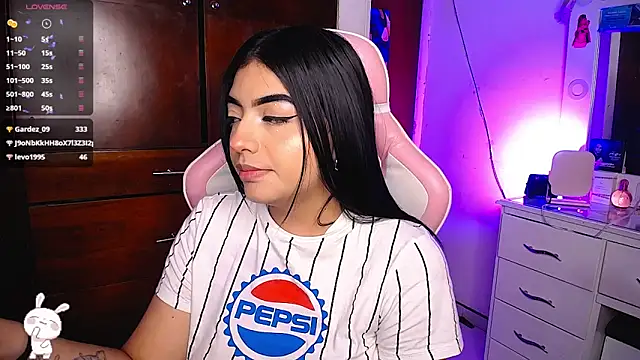 eva six online show from 03.13.25