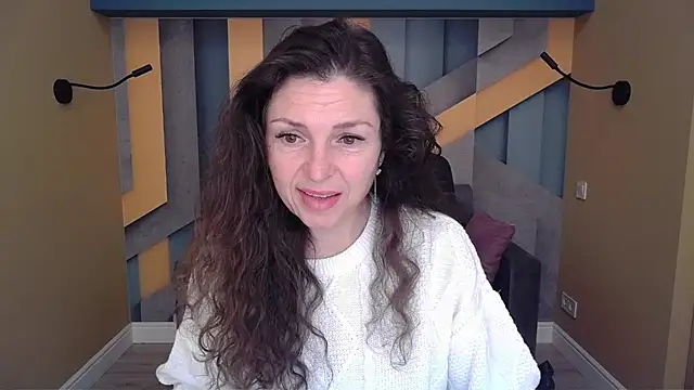 EllaLong online show from 11.19.25