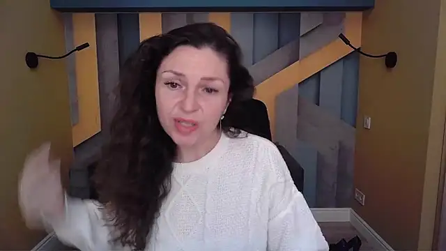 EllaLong online show from 11.23.25