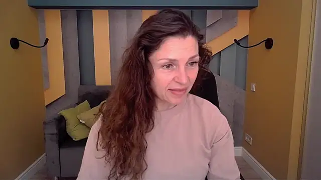 EllaLong online show from 04.01.26