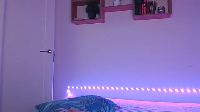 Karolina love  online show from 04.08.26