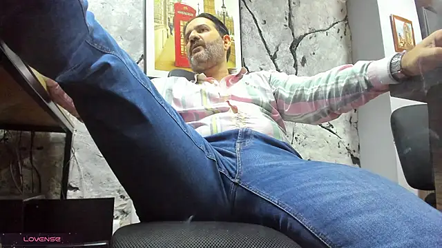 Maxi TheBigDaddy online show from 02.04.26