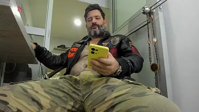 Maxi TheBigDaddy online show from 04.11.26