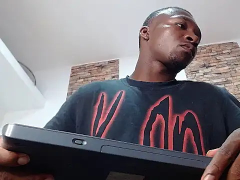 Snapshot of ammy_Ger1 chatting on 10.23.25 ammy Ger1 online show from 10.23.25