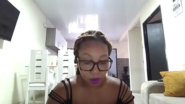 megan-hotxx online show from 04.08.26