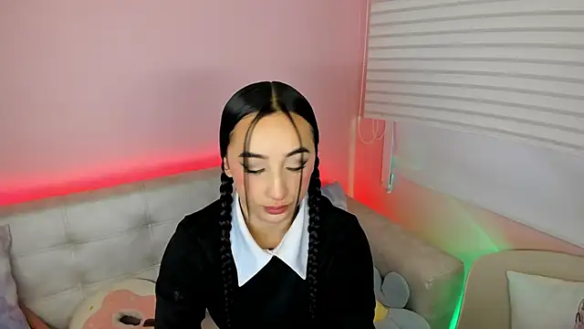 tinysara online show from 05.30.26