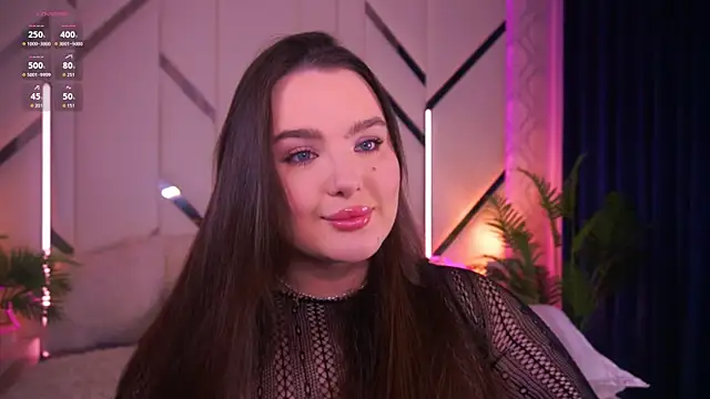 CuteAmberr online show from 11.22.25