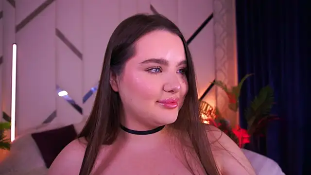 CuteAmberr online show from 12.15.25