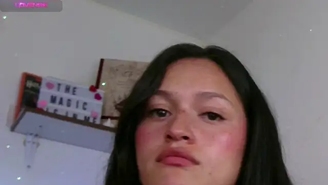 Snapshot of megan_doll2 chatting on 01.09.25 megan doll2 online show from 01.09.25