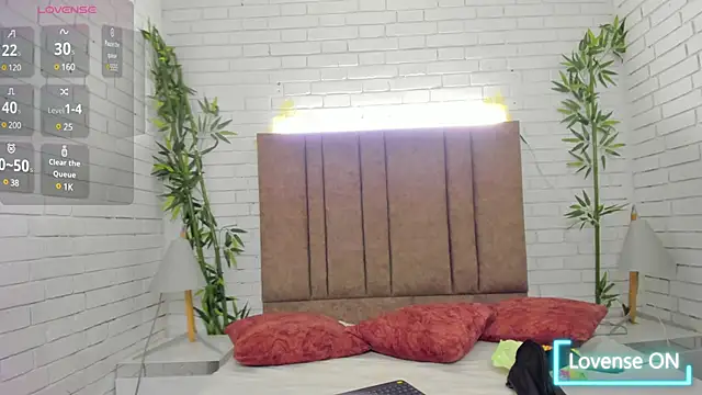 charlottewhitte online show from 01.31.25