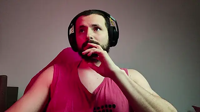 Snapshot of iurytx chatting on 09.14.25 iurytx online show from 09.14.25