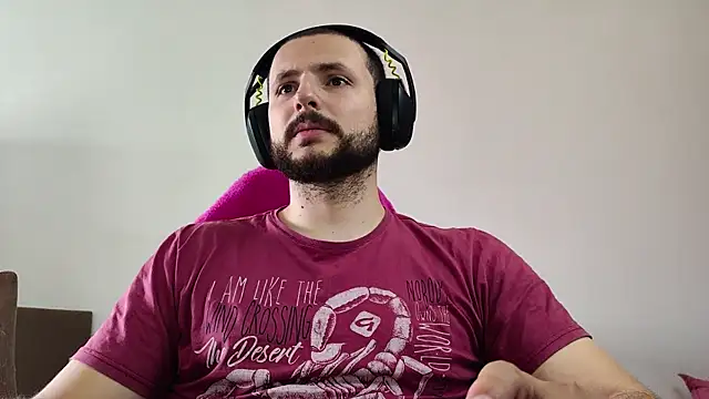 Snapshot of iurytx chatting on 10.01.25 iurytx online show from 10.01.25