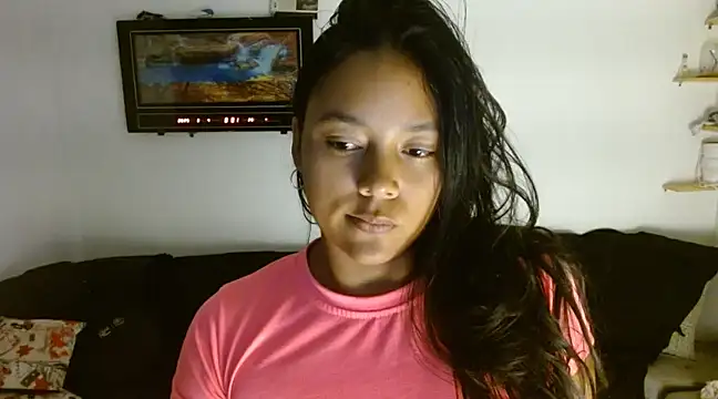 Snapshot of Chiara_petterson chatting on 03.04.25 Chiara petterson online show from 03.04.25