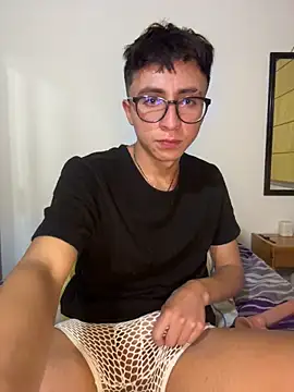 CamiRojas boy online show from 06.10.26