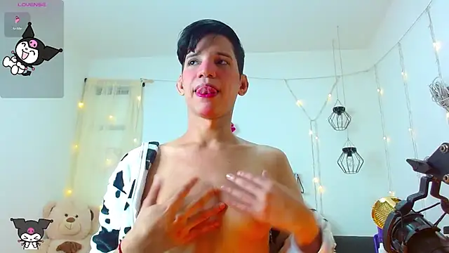 Ariel Femboy  online show from 01.01.25