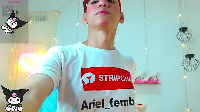 Ariel Femboy  online show from 02.23.25