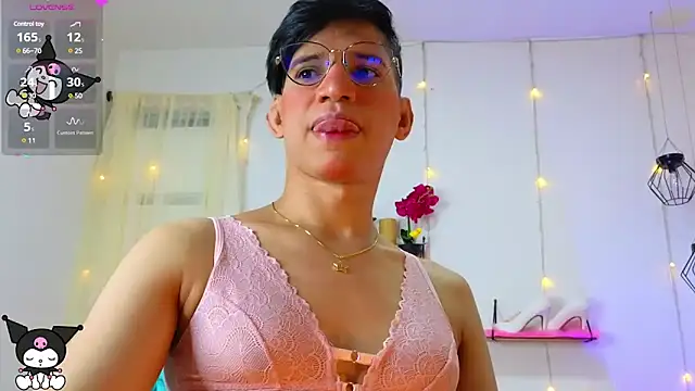 Ariel Femboy  online show from 03.05.25