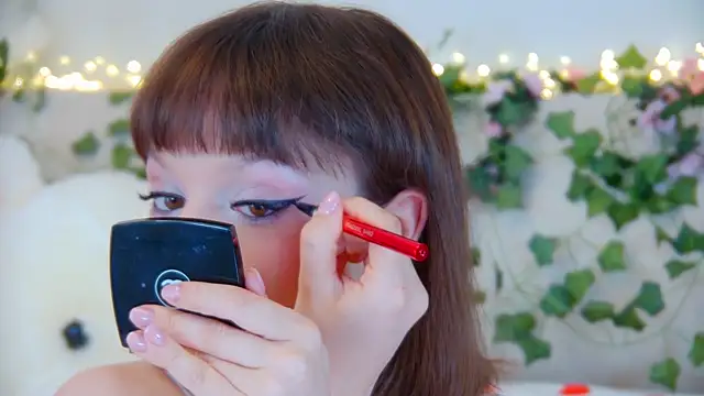 ElisabethDavis online show from 04.12.26