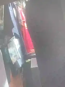 Hailey BaileyXYZ online show from 12.18.24