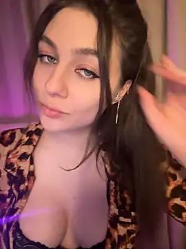 Snapshot of Your_insomniya chatting on 02.28.25 Your insomniya online show from 02.28.25