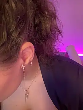 Snapshot of Your_insomniya chatting on 11.26.25 Your insomniya online show from 11.26.25