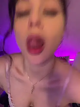 Your insomniya online show from 12.18.25