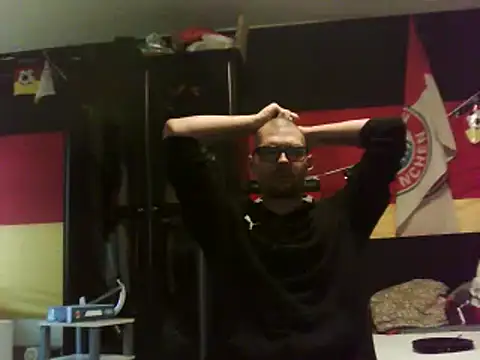 Snapshot of Die-geile-Sau chatting on 03.16.25 Die-geile-Sau online show from 03.16.25