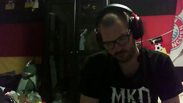 Snapshot of Die-geile-Sau chatting on 09.08.25 Die-geile-Sau online show from 09.08.25