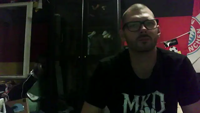 Snapshot of Die-geile-Sau chatting on 09.28.25 Die-geile-Sau online show from 09.28.25