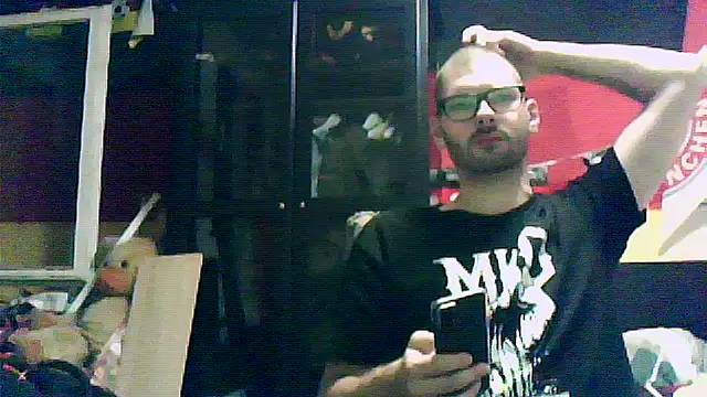 Snapshot of Die-geile-Sau chatting on 10.13.25 Die-geile-Sau online show from 10.13.25