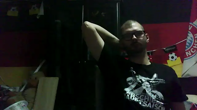 Snapshot of Die-geile-Sau chatting on 11.01.25 Die-geile-Sau online show from 11.01.25