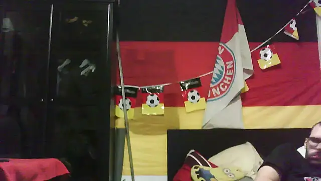 Snapshot of Die-geile-Sau chatting on 11.08.25 Die-geile-Sau online show from 11.08.25