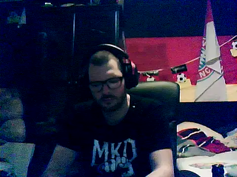 Snapshot of Die-geile-Sau chatting on 12.13.25 Die-geile-Sau online show from 12.13.25