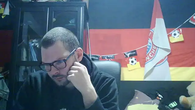 Snapshot of Die-geile-Sau chatting on 01.14.26 Die-geile-Sau online show from 01.14.26